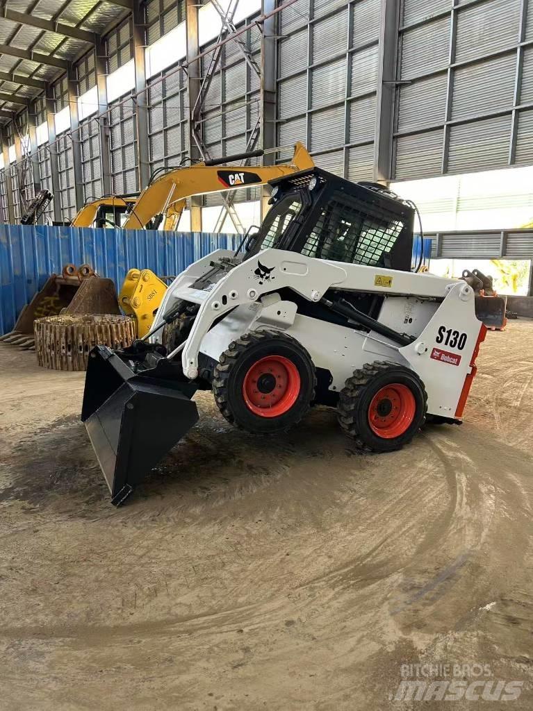 Bobcat S130 Skid steer loaders