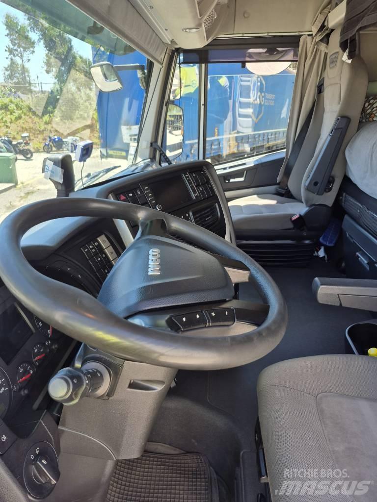 Iveco Stralis 460 Prime Movers