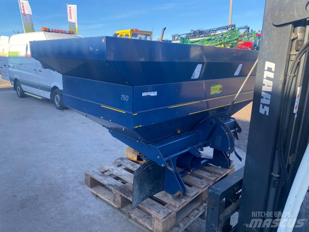 Bogballe M1 Mineral spreaders