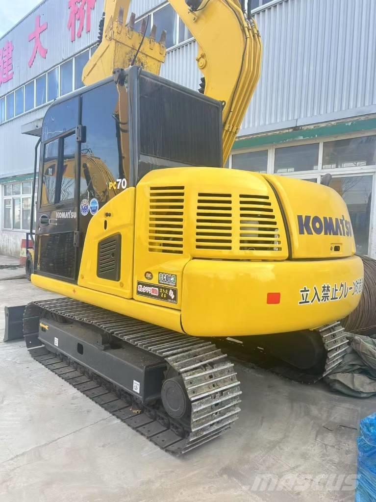 Komatsu PC 70 Crawler excavators