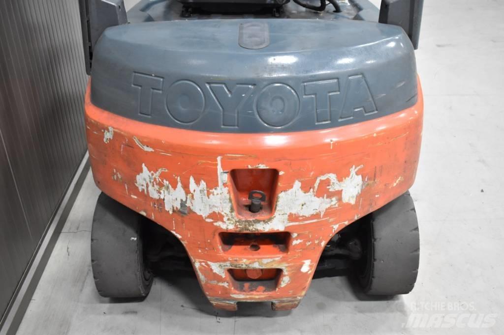 Toyota 8FBMT18 Electric forklift trucks