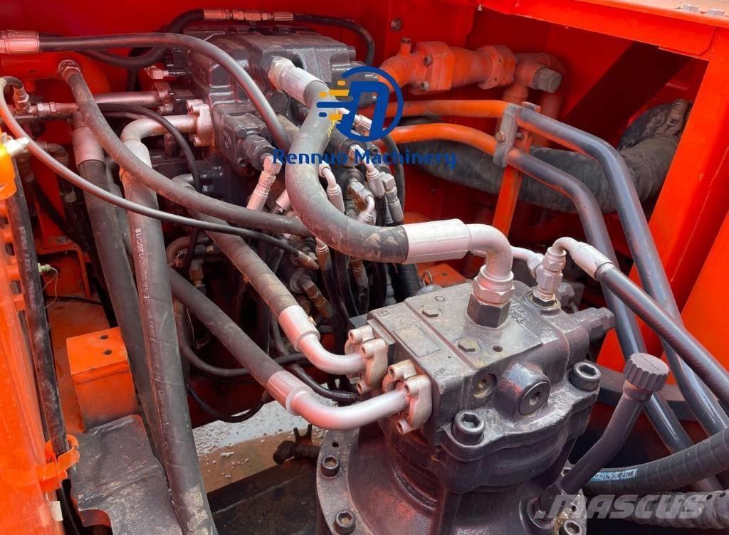 Doosan DX 300 Crawler excavators