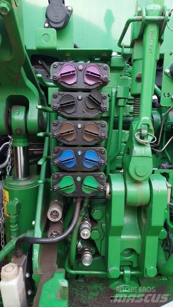 John Deere 8r 340 Tractors