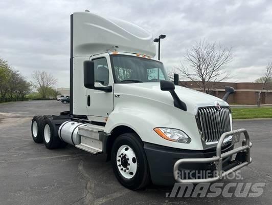 International LT 625 Prime Movers