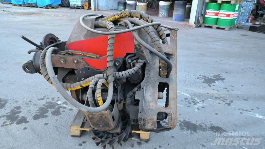 Komatsu 350 Harvesters