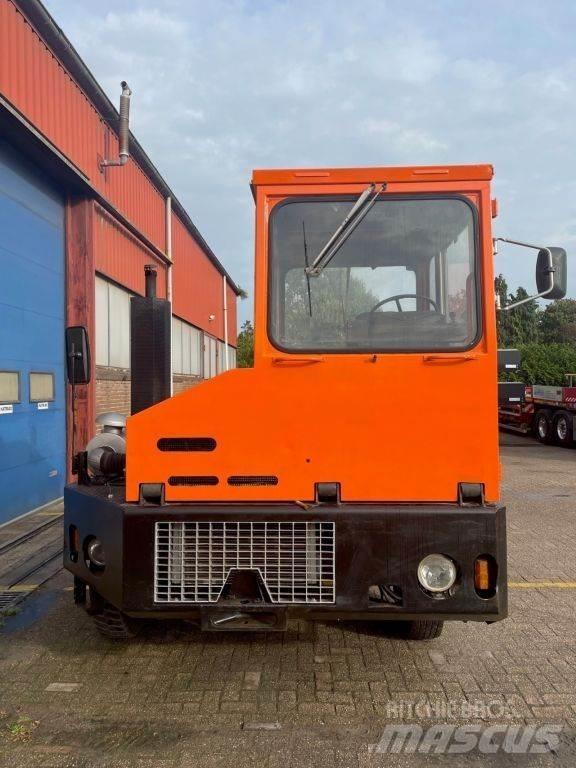 Mafi R25/200V4X2F Terminal tractors