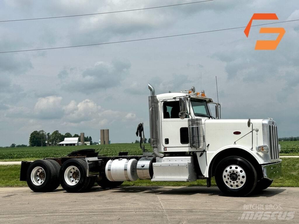 Peterbilt 389 Prime Movers