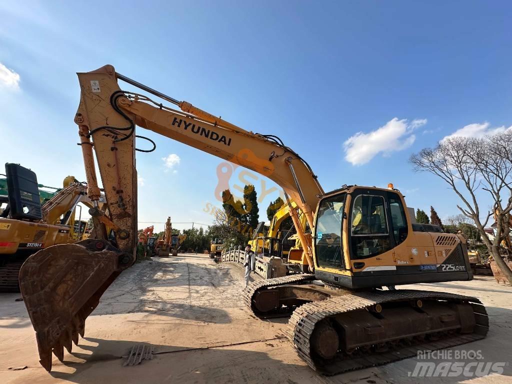 Hyundai 225 Crawler excavators