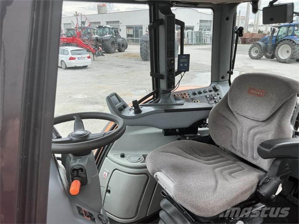 Valtra N 163 D Tractors