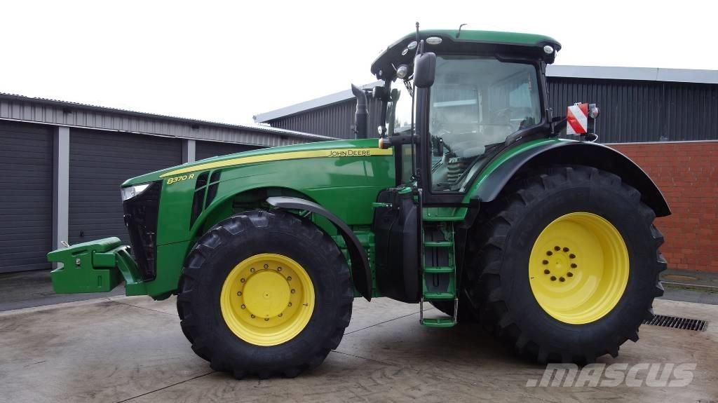 John Deere 8370 R Tractors