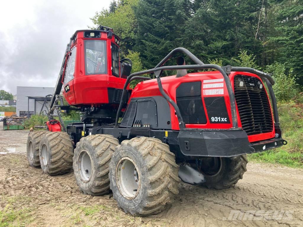 Komatsu 931 XC Harvesters