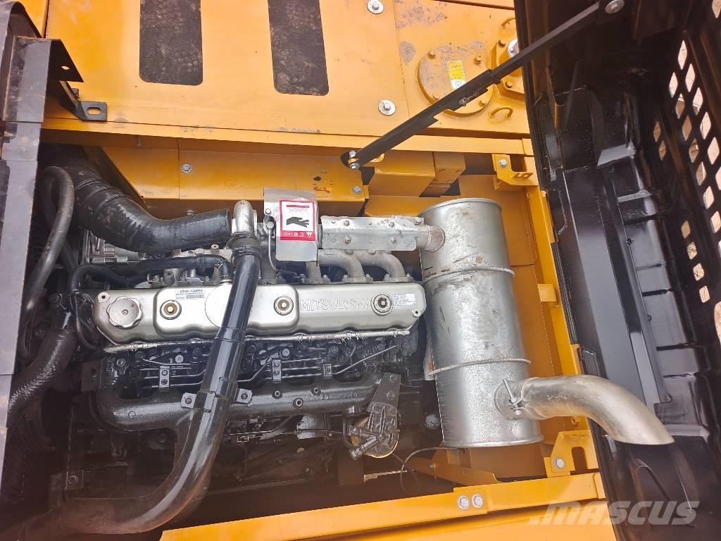 Sany SY 215 C Crawler excavators