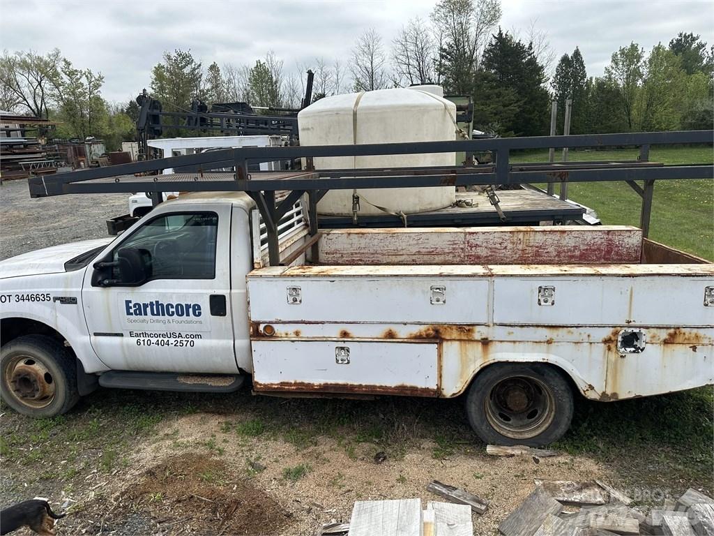 Ford F 450 Chassis Cab trucks