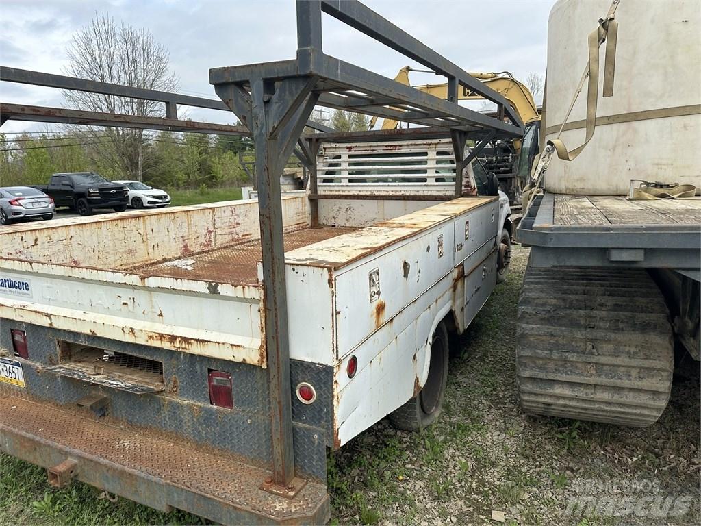 Ford F 450 Chassis Cab trucks