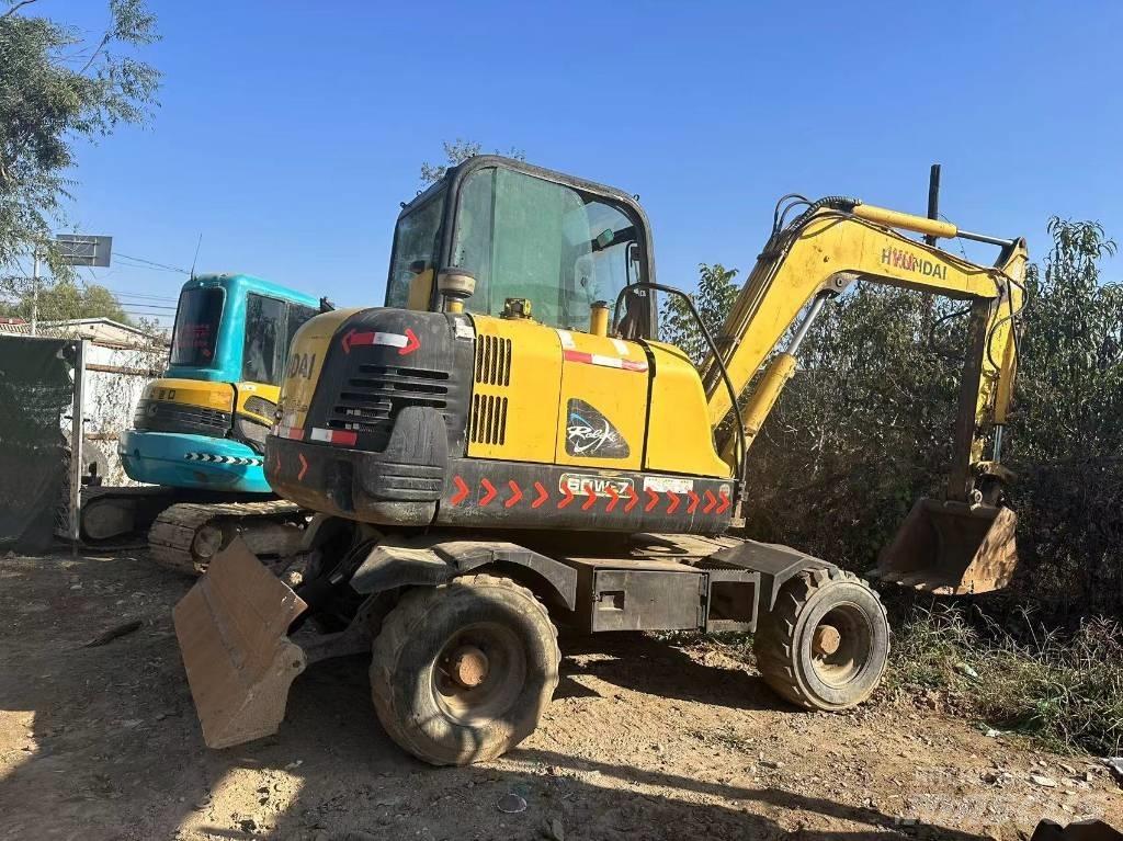 Hyundai R60W-7 Crawler excavators