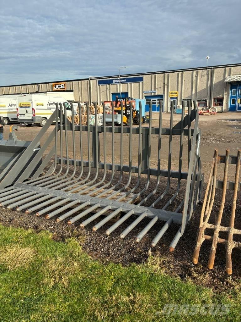 Norje Ensilagegrep Farm machinery