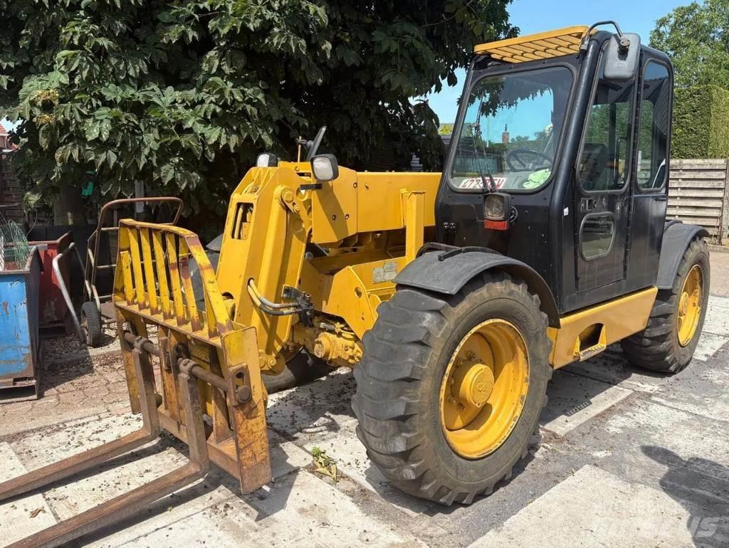 CAT TH62 Telehandlers