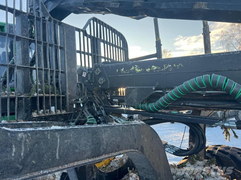 John Deere 1110 G Forwarders