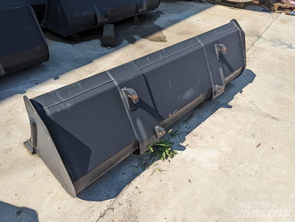 Loader bucket Buckets