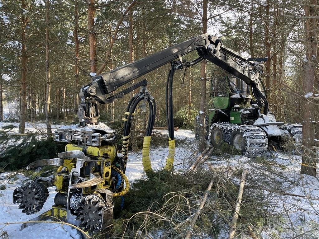 John Deere 1070E Harvesters