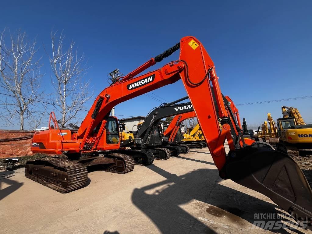 Doosan DH 225 LC-7 Crawler excavators