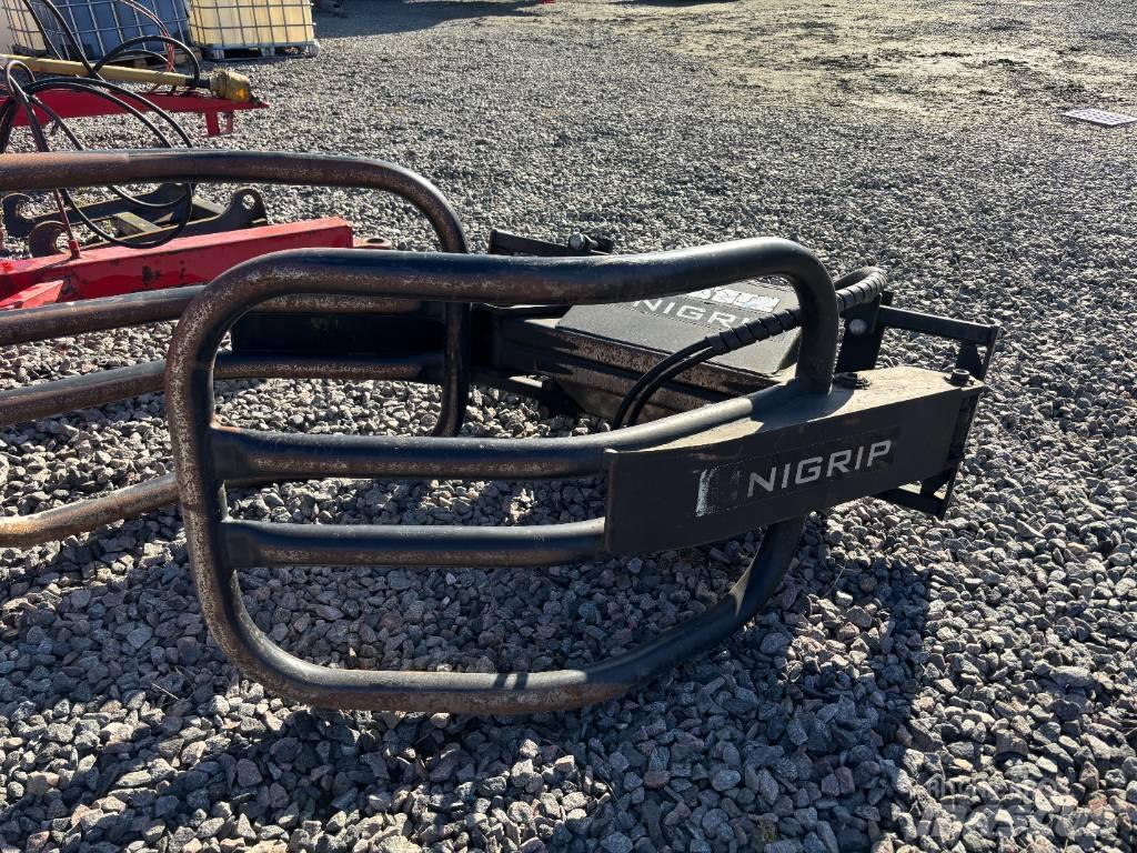 Ålö Unigrip 160 Front loader accessories