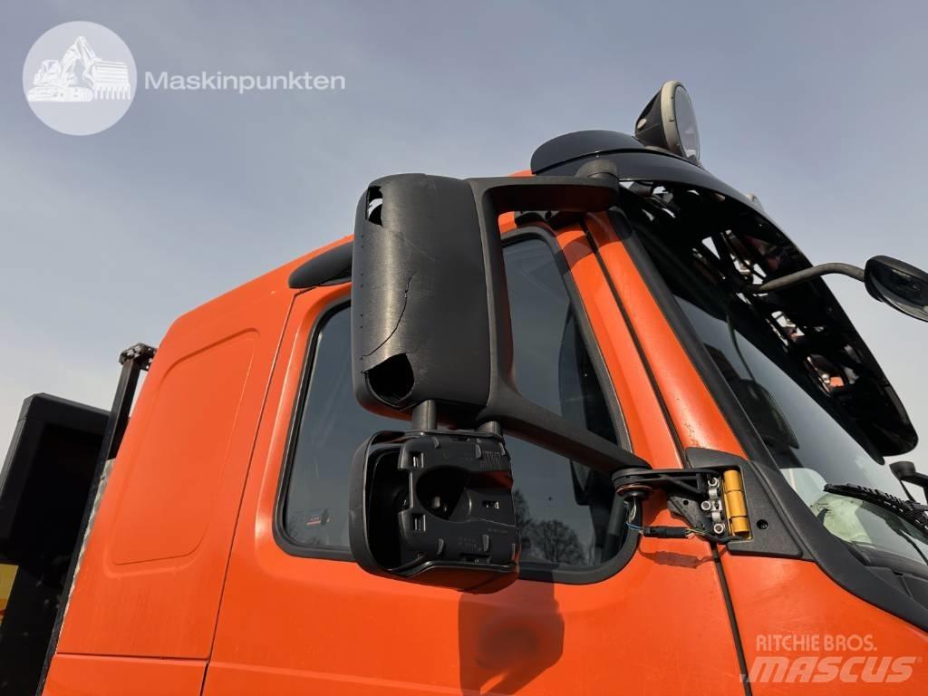 Volvo FM 380 Hook lift trucks