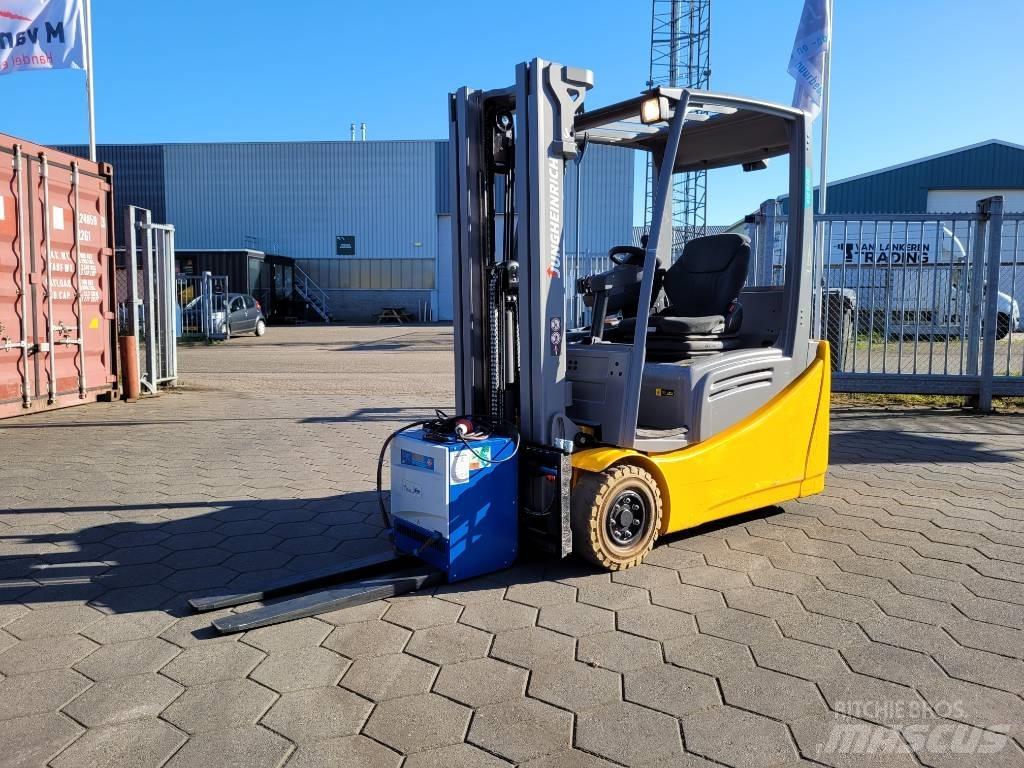 Jungheinrich EFG 216 Electric forklift trucks