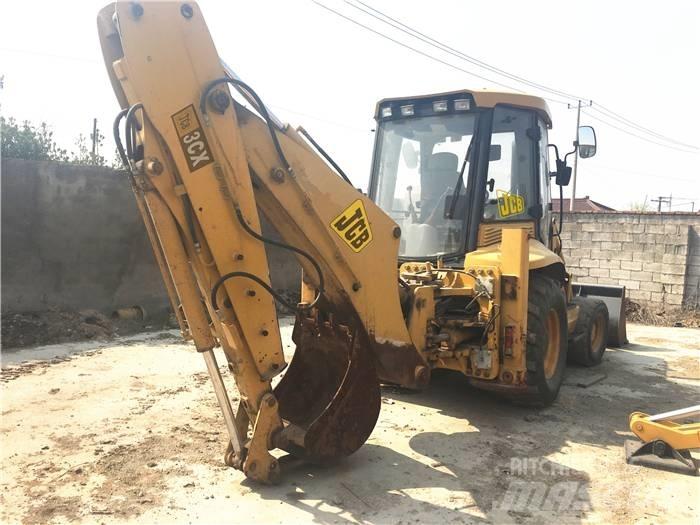 JCB 3 CX Backhoe