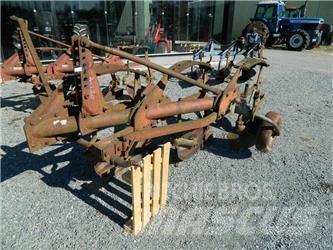Kverneland 3k Ploughs