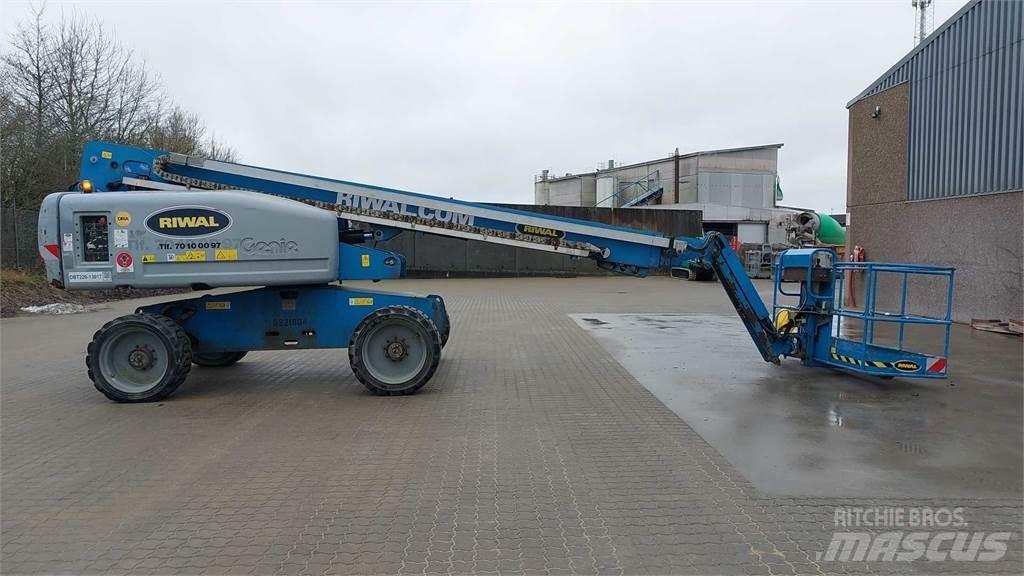 Genie S65 Telescopic boom lifts
