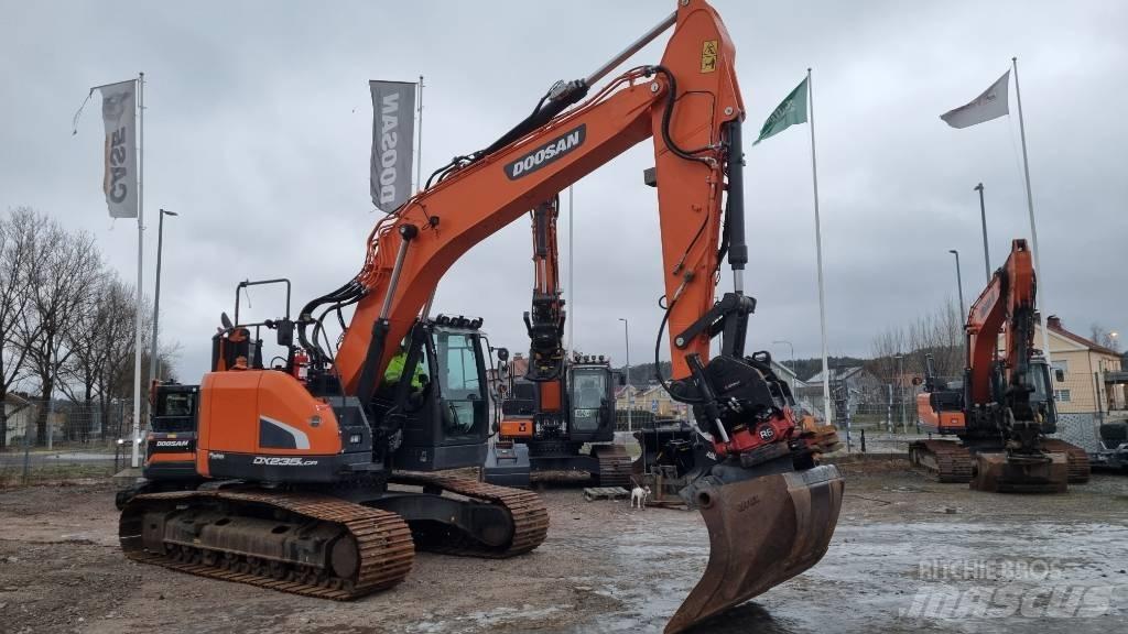 Doosan 235 LCR Crawler excavators