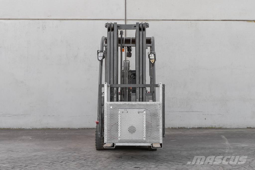 Manitou ME 316 Electric forklift trucks