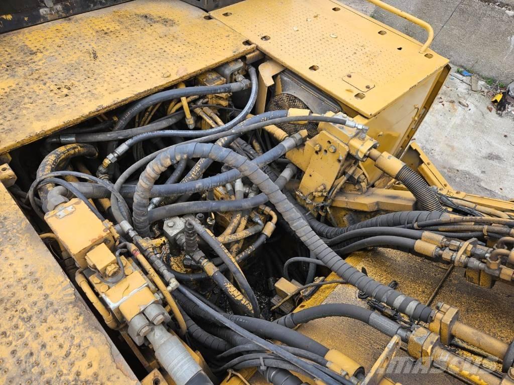 CAT 345 C L UHD Demolition excavators