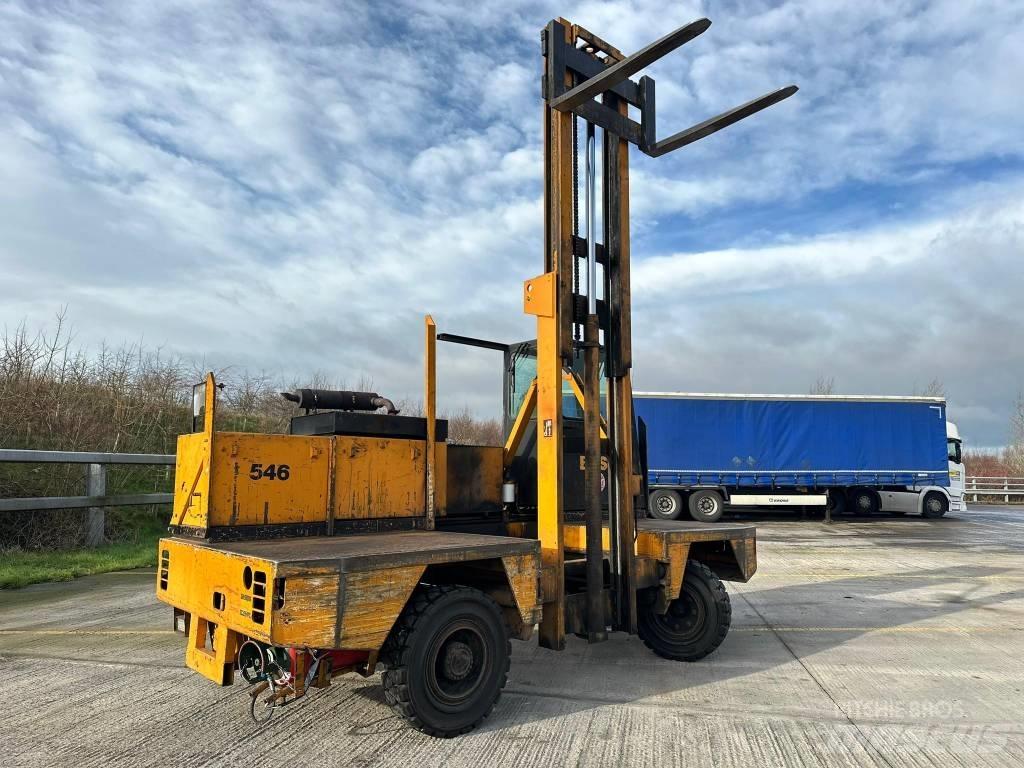 Boss 546 SIDE LOADER Side loader