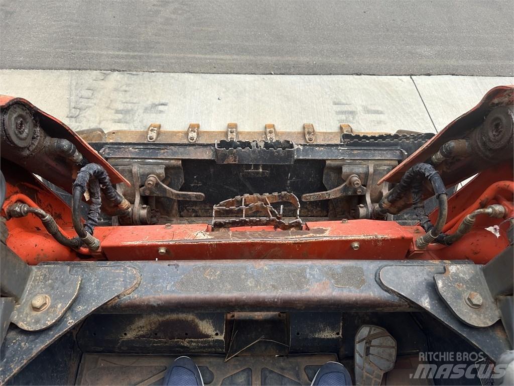 Kubota SVL 75-2 Skid steer loaders