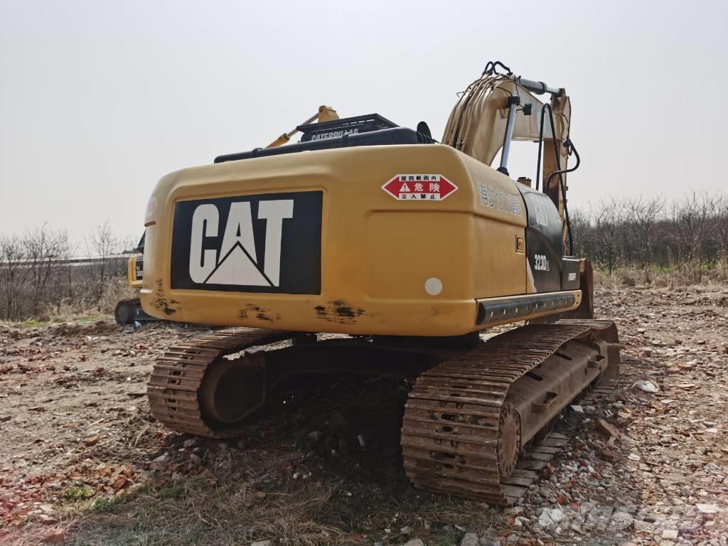 CAT 323 D L Crawler excavators