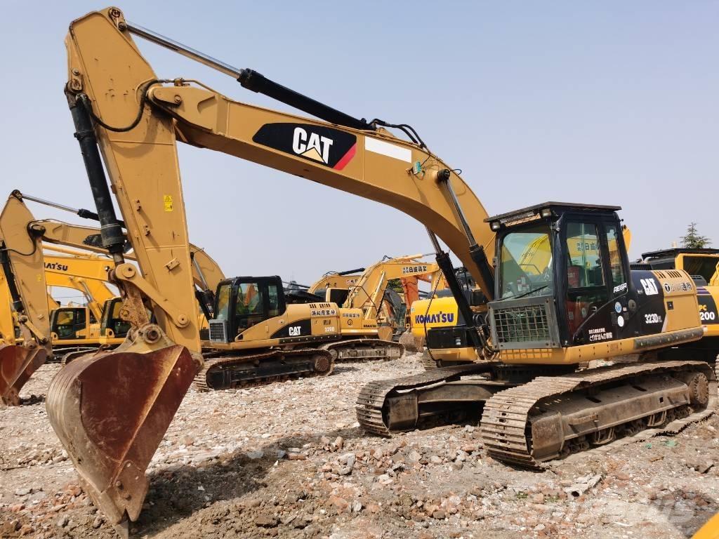 CAT 323 D L Crawler excavators