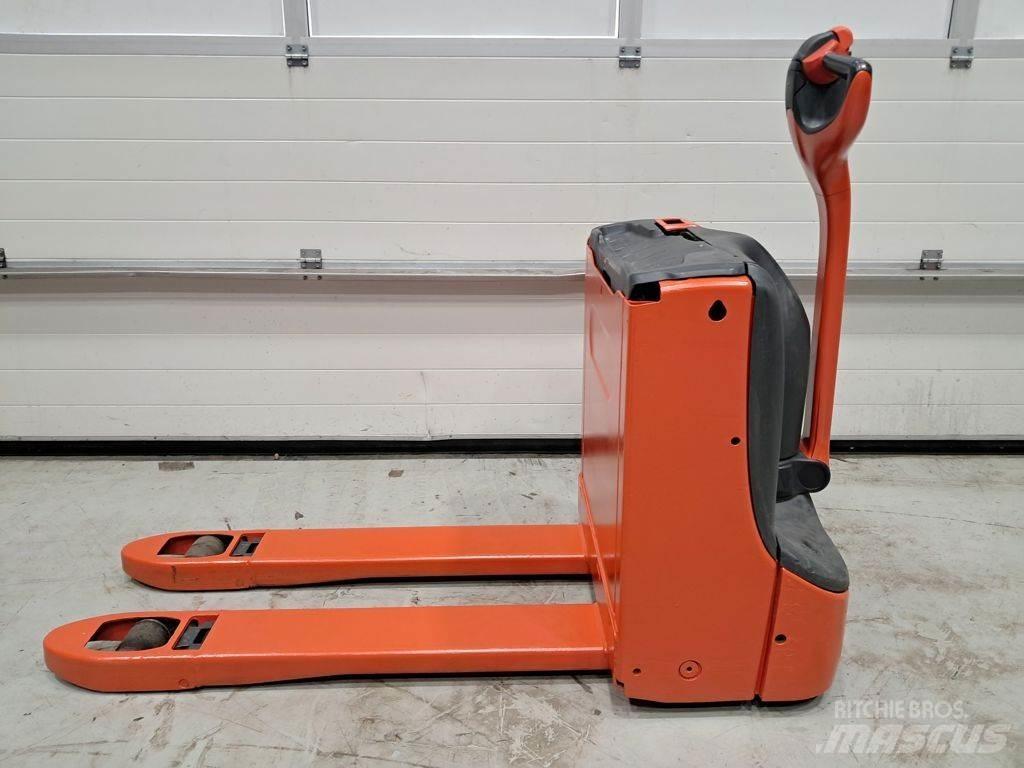 Linde T16 Low lifter