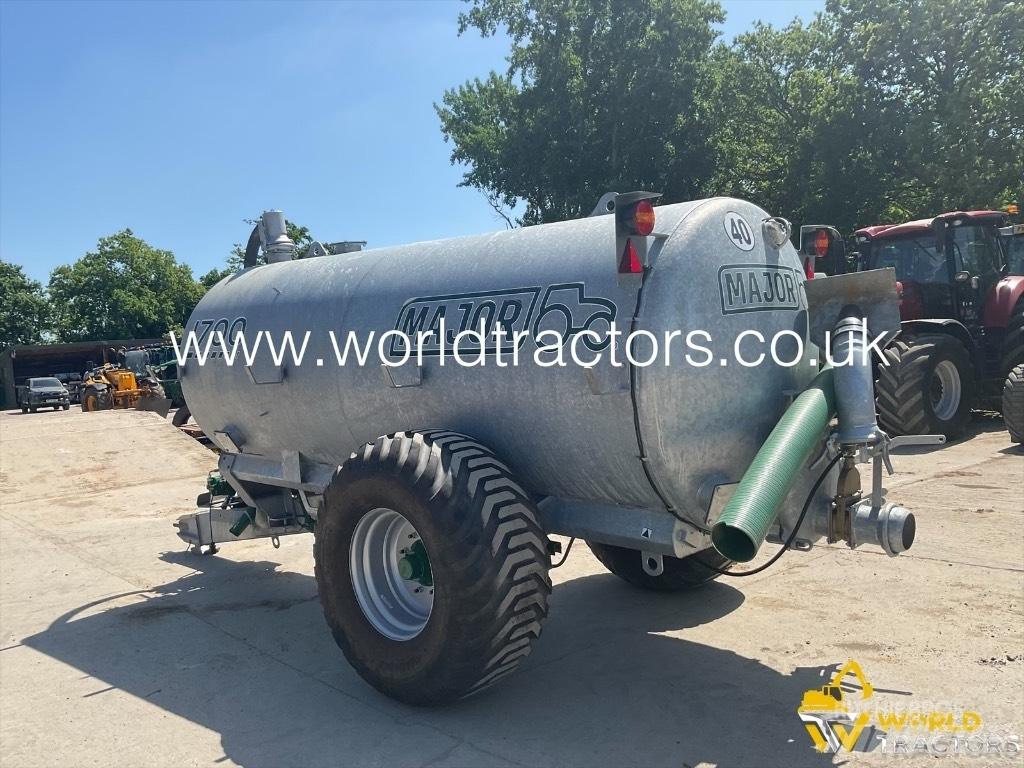 Major 1700 Slurry tankers