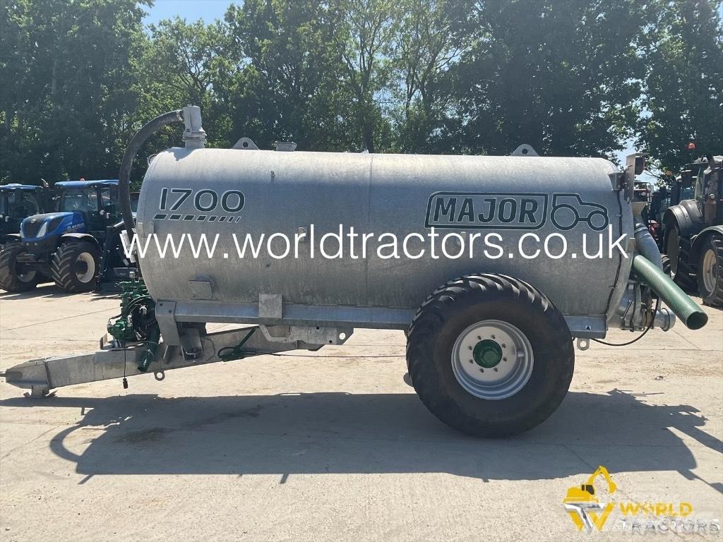 Major 1700 Slurry tankers