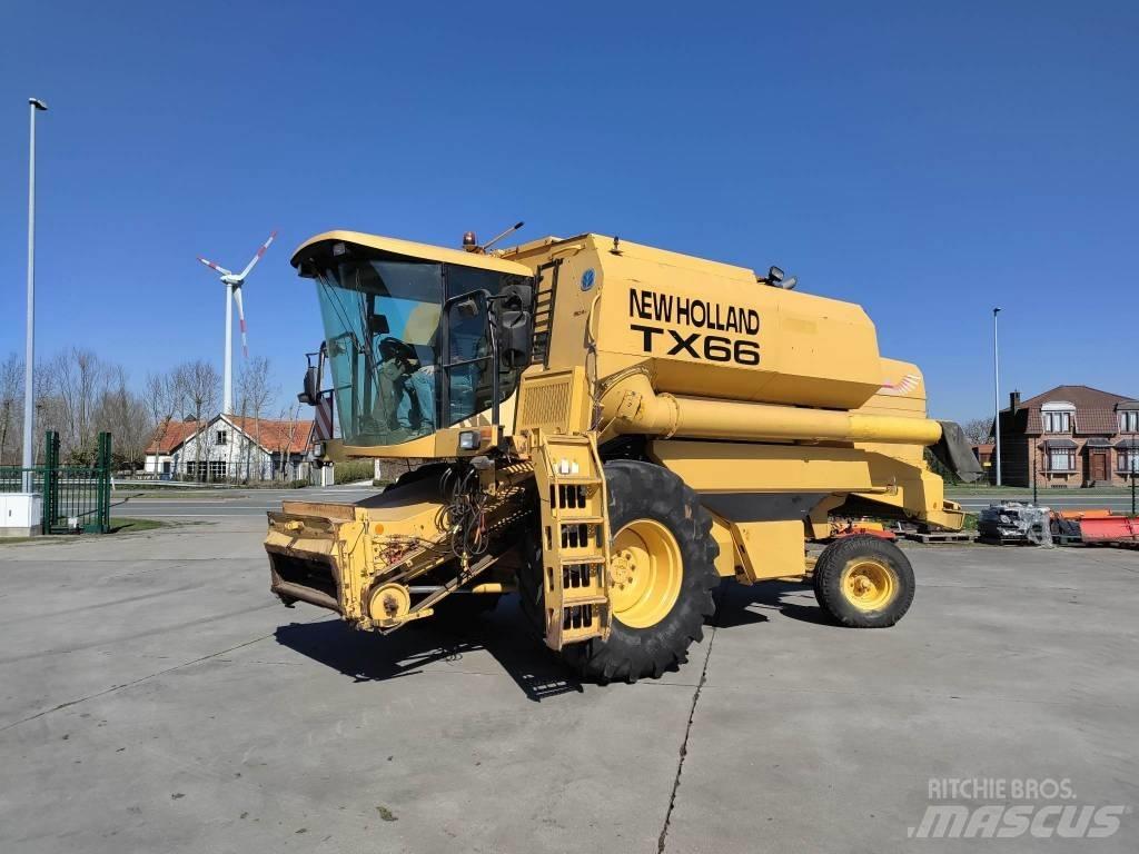 New Holland TX 66 Combine harvesters
