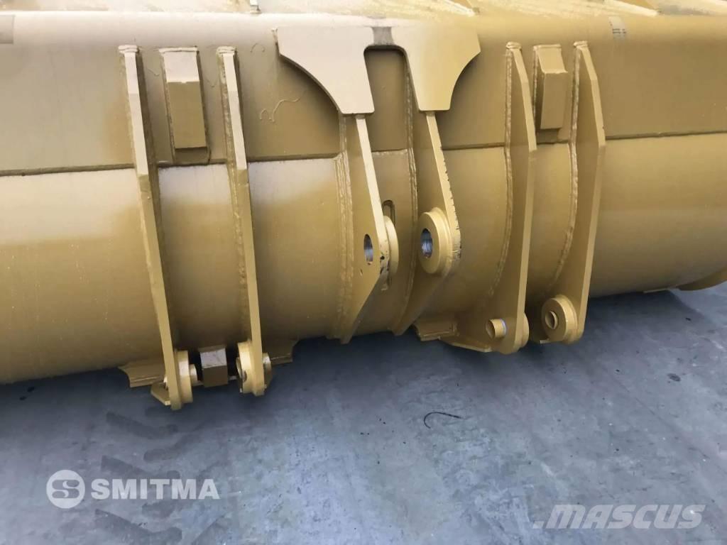 CAT 972H Buckets