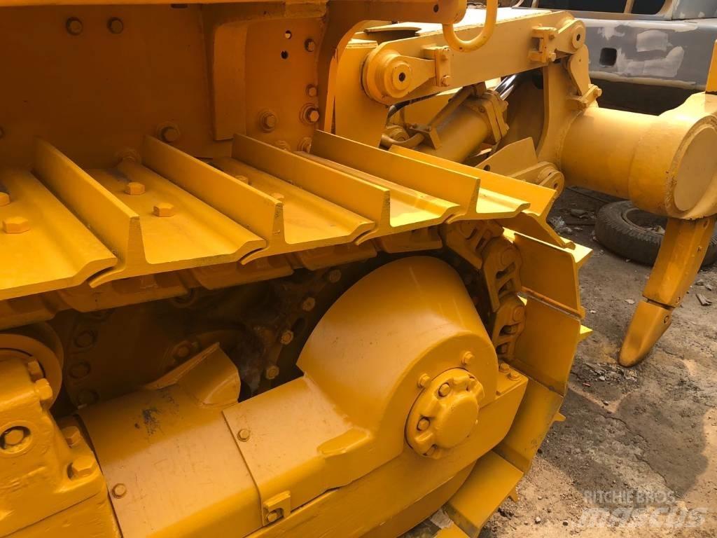 Shantui SD22 Crawler dozers