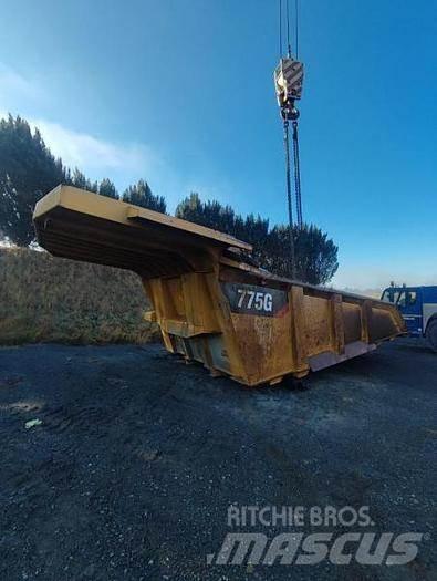 CAT BENNE CAT 775G Other