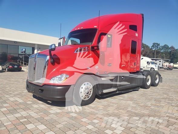 Kenworth T680 Prime Movers