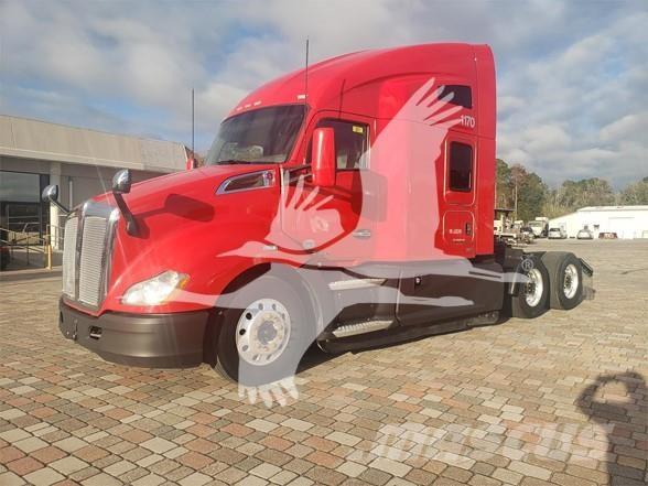 Kenworth T680 Prime Movers