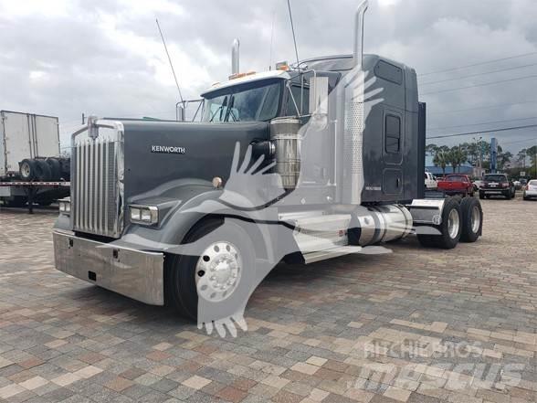Kenworth W900 Prime Movers