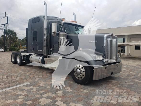 Kenworth W900 Prime Movers