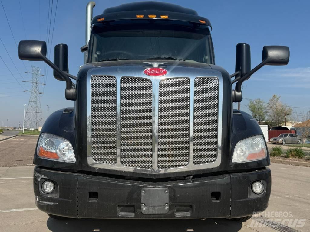 Peterbilt 579 Prime Movers